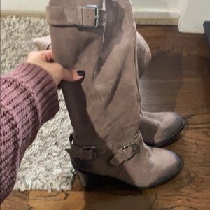 Used women’s dolce vita brown Fall zip up boots